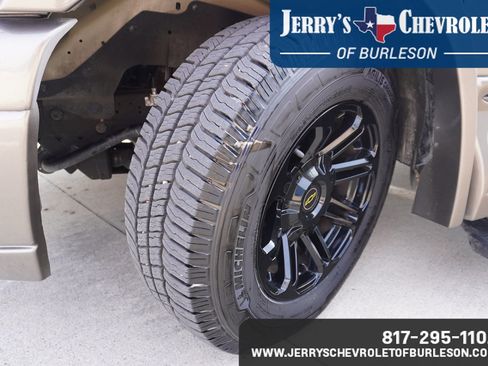 Used 2023 Chevrolet Express 2500 image 16