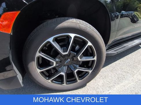 Used 2024 Chevrolet Tahoe RST w/ Luxury Package AWD/4WD image 34