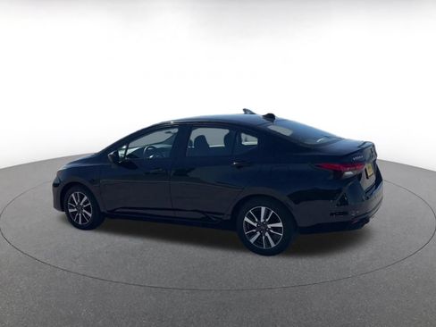 Used 2025 Nissan Versa SV FWD image 8