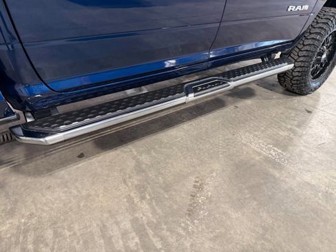 Certified 2024 RAM 2500 Big Horn w/ Sport Appearance Package AWD/4WD image 5