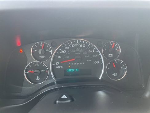 Used 2023 GMC Savana 2500 w/ Driver Convenience Package image 25