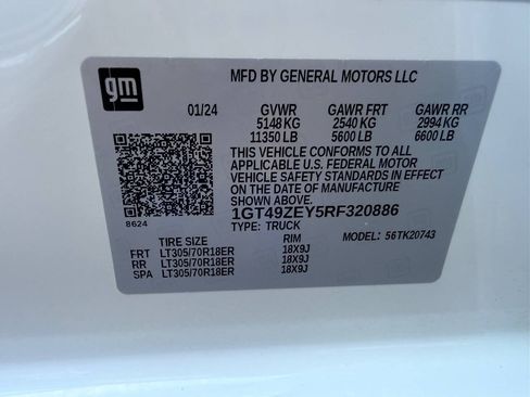 Used 2024 GMC Sierra 2500 AT4X AWD/4WD image 45