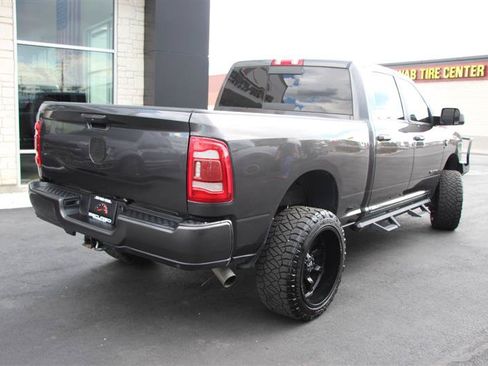 Used 2020 RAM 2500 Big Horn w/ Level 2 Equipment Group AWD/4WD image 7
