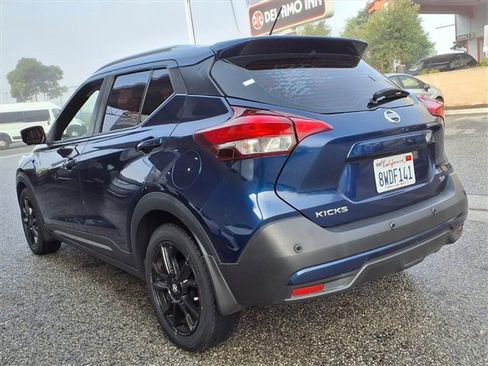 Certified 2020 Nissan Kicks SR image 3