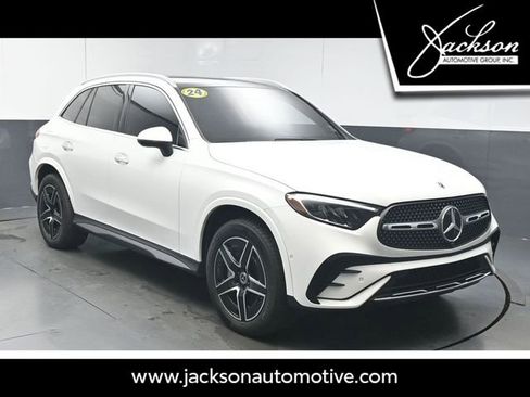 Used 2024 Mercedes-Benz GLC 300 4MATIC image 1