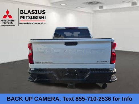 Used 2024 Chevrolet Silverado 2500 Custom w/ Custom Value Package image 6