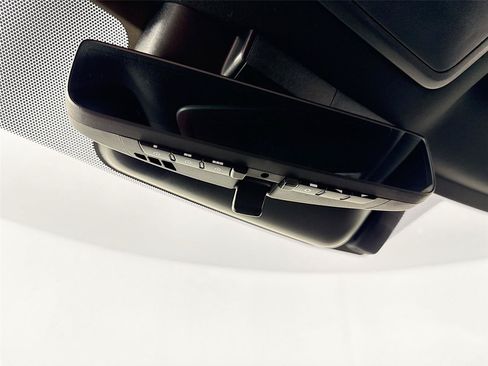 Certified 2025 Toyota Sequoia Platinum AWD/4WD image 23