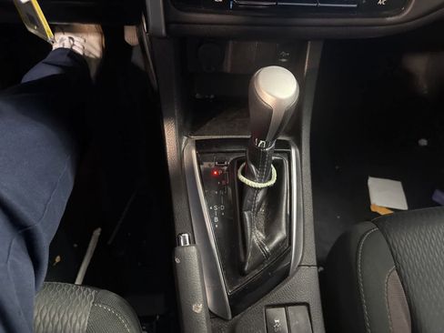 Used 2019 Toyota Corolla LE image 26