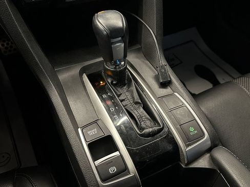 Used 2020 Honda Civic Touring image 15