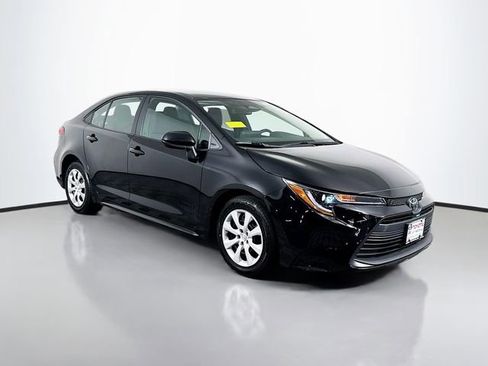 Used 2024 Toyota Corolla LE FWD image 10