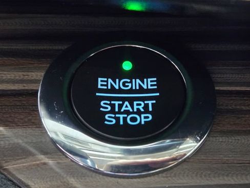 Used 2021 Ford Explorer Limited w/ Equipment Group 301A RWD image 23