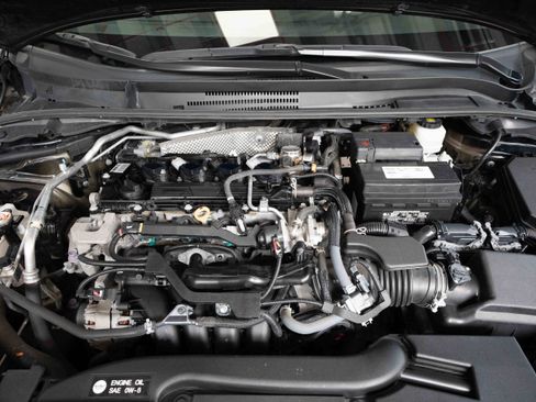 Certified 2024 Toyota Corolla LE image 31