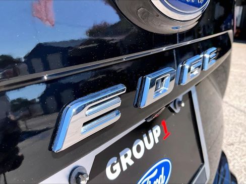 Used 2021 Ford Edge ST-Line FWD image 13