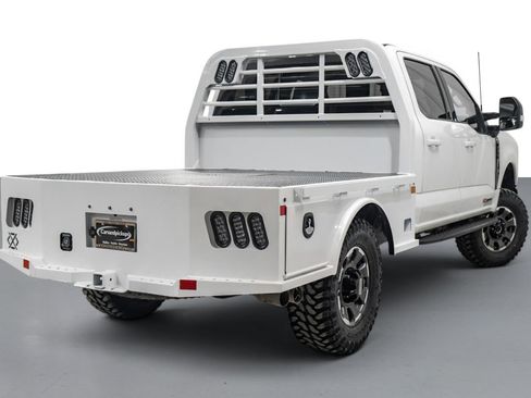 Used 2024 Ford F250 Lariat w/ Lariat Ultimate Package AWD/4WD image 6