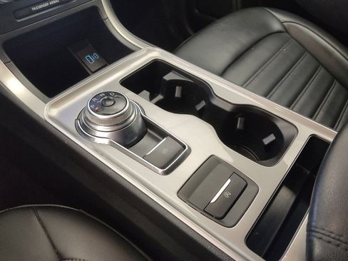 Used 2023 Ford Edge SEL image 26