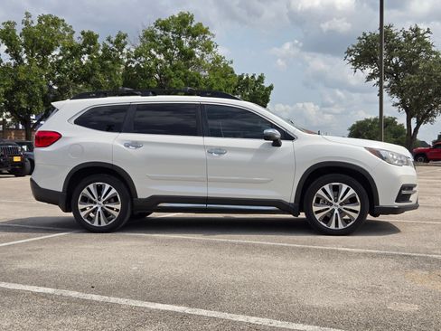 Used 2019 Subaru Ascent Touring w/ Popular Package #3 AWD/4WD image 2
