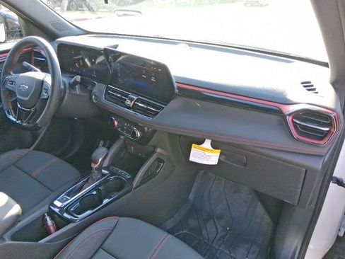 New 2026 Chevrolet TrailBlazer RS w/ Driver Confidence Package FWD image 11