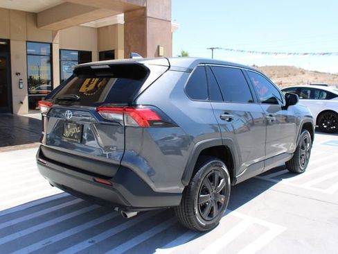 Used 2023 Toyota RAV4 LE FWD image 5