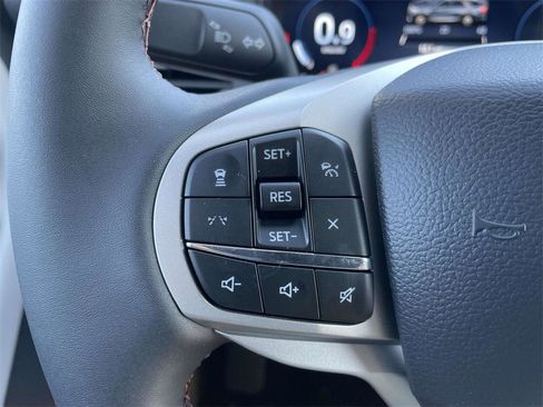 New 2026 Ford Explorer Active w/ Active Comfort Package image 24