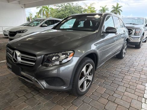 Used 2018 Mercedes-Benz GLC 300 4MATIC w/ Premium Package image 1
