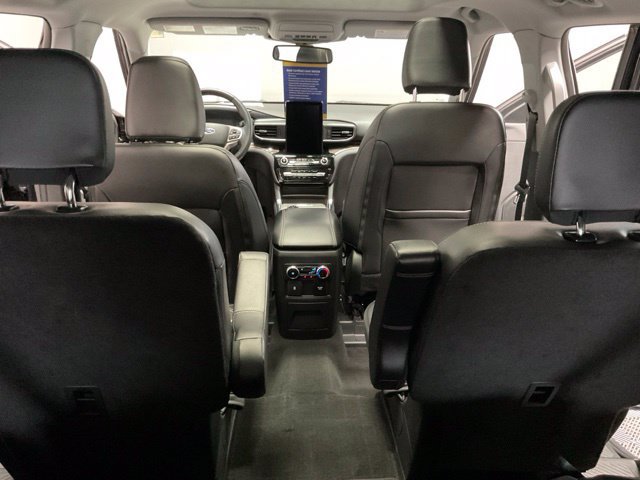 Used 2023 Ford Explorer Limited w/ Limited Technology Package AWD/4WD image 30