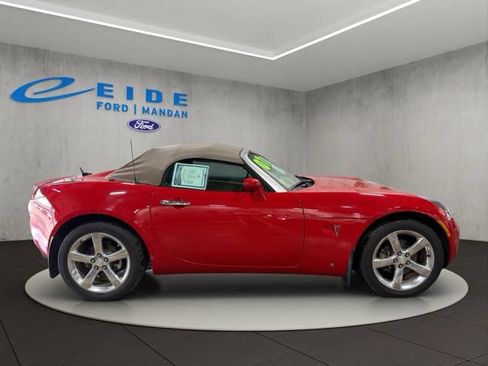 Used 2007 Pontiac Solstice Convertible w/ Premium Package RWD image 12