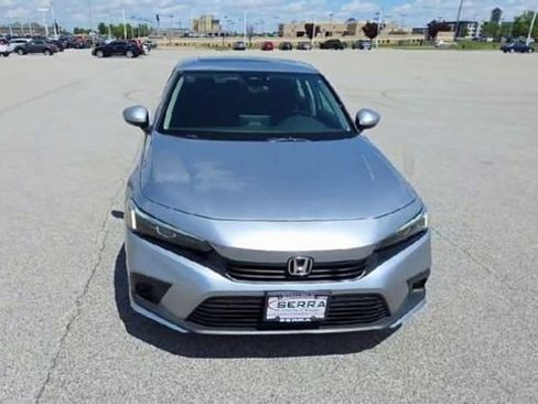 Used 2024 Honda Civic EX image 4