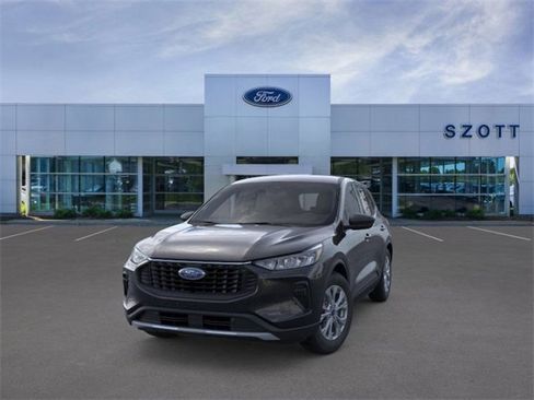 New 2025 Ford Escape Active w/ Cold Weather Package image 2