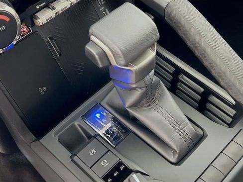 New 2026 Toyota Tacoma SR5 AWD/4WD image 15