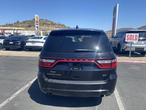 Used 2023 Dodge Durango GT RWD image 3