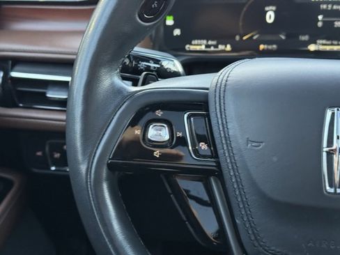 Used 2022 Lincoln Aviator Reserve w/ Elements Package Plus image 28