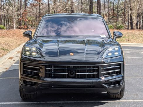 Certified 2025 Porsche Cayenne Coupe AWD/4WD image 10