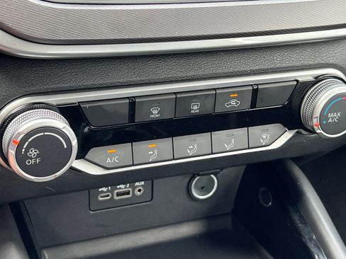 Used 2023 Nissan Altima 2.5 SR image 19