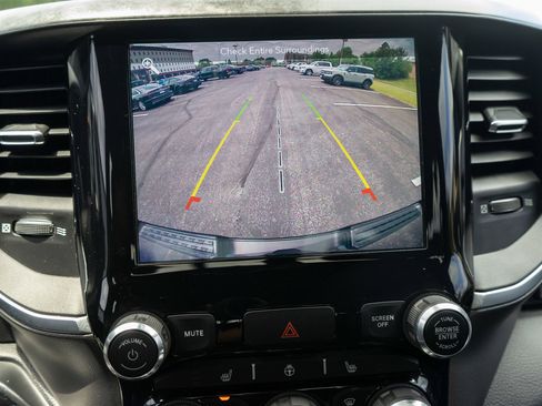 Used 2019 RAM 1500 Big Horn AWD/4WD image 20