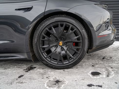 Certified 2023 Porsche Taycan GTS image 27