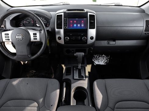 Used 2019 Nissan Frontier S image 10