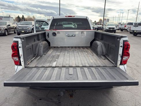 Used 2006 Chevrolet Silverado 3500 LS image 19