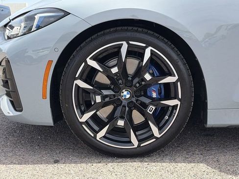 Used 2025 BMW M440i Coupe RWD image 10
