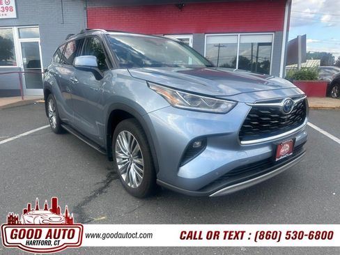 Used 2020 Toyota Highlander Platinum AWD/4WD image 3