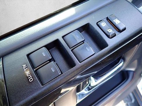 Used 2023 Toyota 4Runner TRD Off-Road image 15