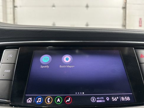 Used 2022 Buick Enclave Premium image 28