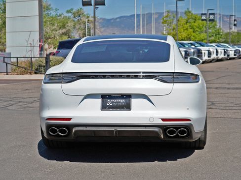 Used 2023 Porsche Panamera 4 Platinum Edition AWD/4WD image 8