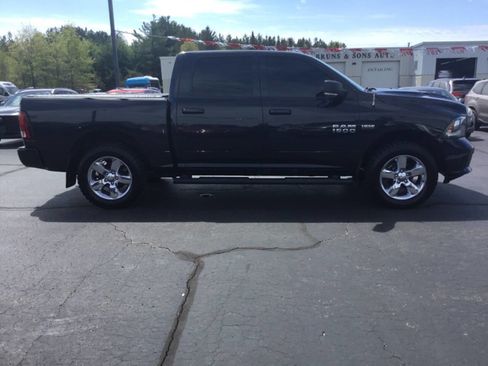 Used 2017 RAM 1500 Sport w/ Convenience Group AWD/4WD image 6