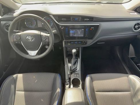 Used 2017 Toyota Corolla SE FWD image 28