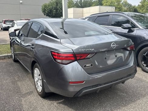 Used 2025 Nissan Sentra S FWD image 11