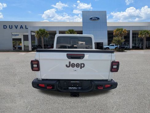 Used 2020 Jeep Gladiator Rubicon AWD/4WD image 5