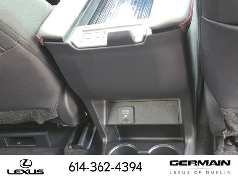 Used 2025 Toyota Sienna XSE w/ XSE Plus Package AWD/4WD image 30