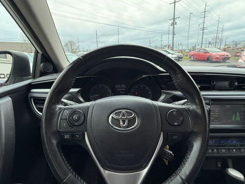 Used 2014 Toyota Corolla S image 33