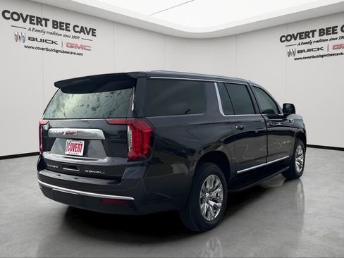 Certified 2023 GMC Yukon XL Denali image 9
