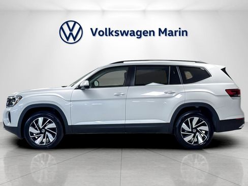 New 2026 Volkswagen Atlas SE image 2